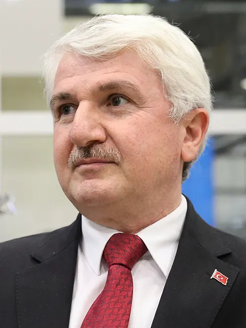 Prof. Dr. Mahmut Akşit - Makine Mühendisliği Mezunu