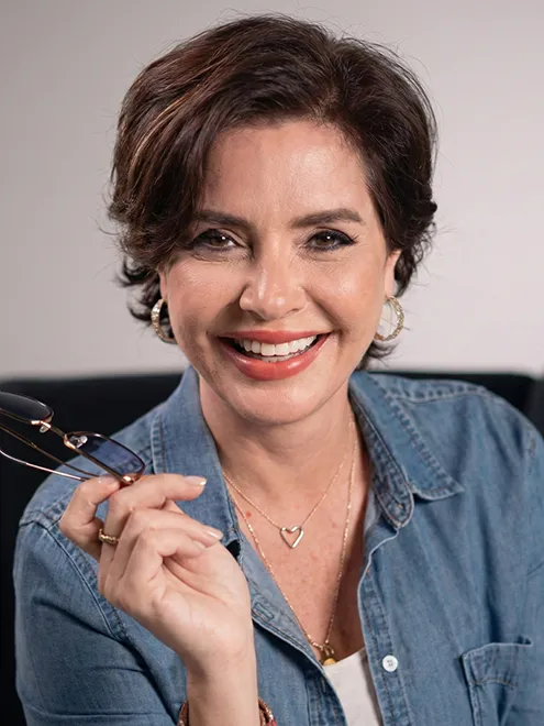 Özlem Gürses - Mimarlık Mezunu