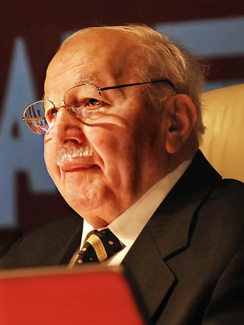 Necmettin Erbakan - Makine Mühendisliği Mezunu